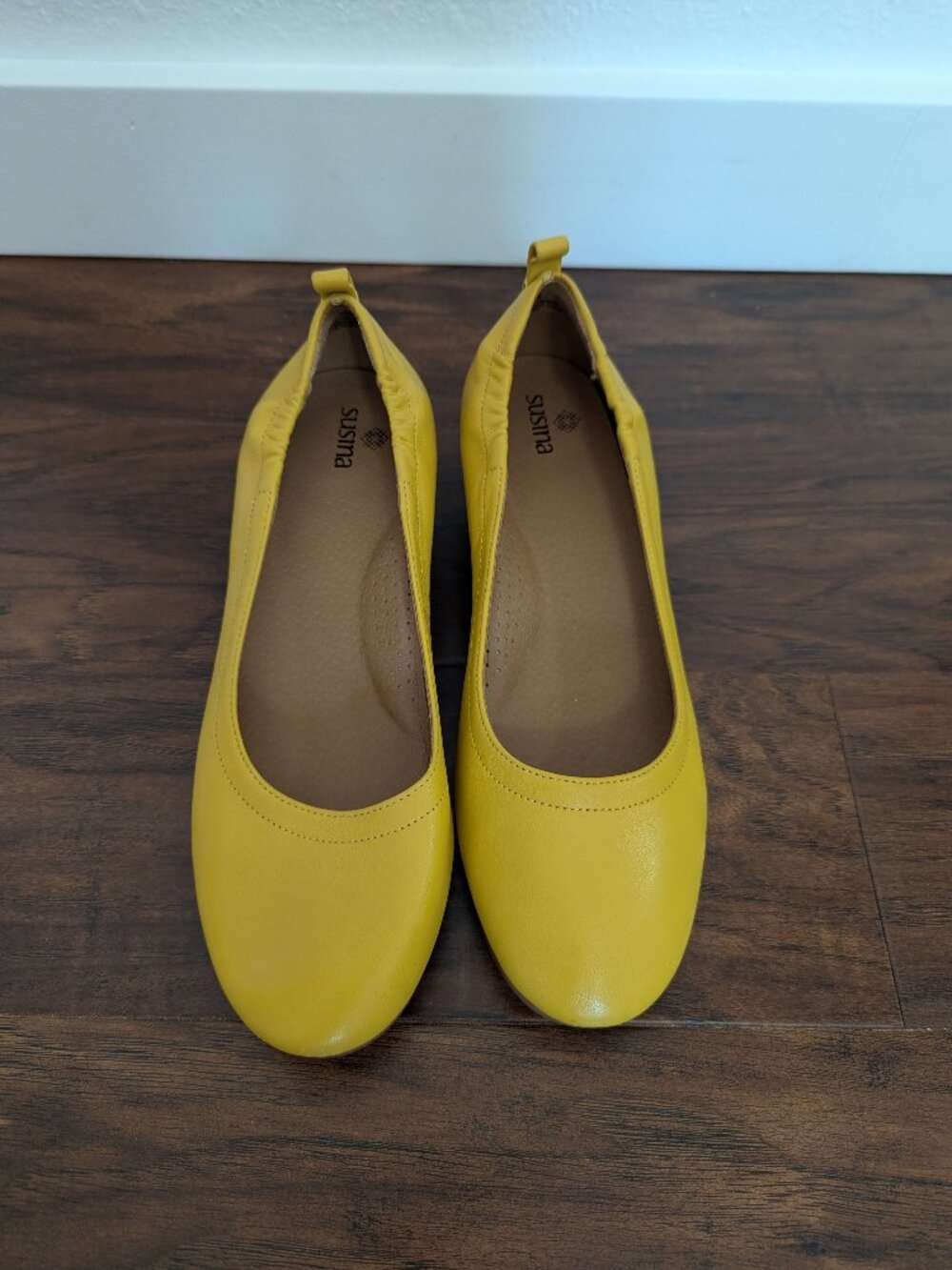 Susina Yellow Genuine Leather Slip-On Block Heel Pumps Size 7M